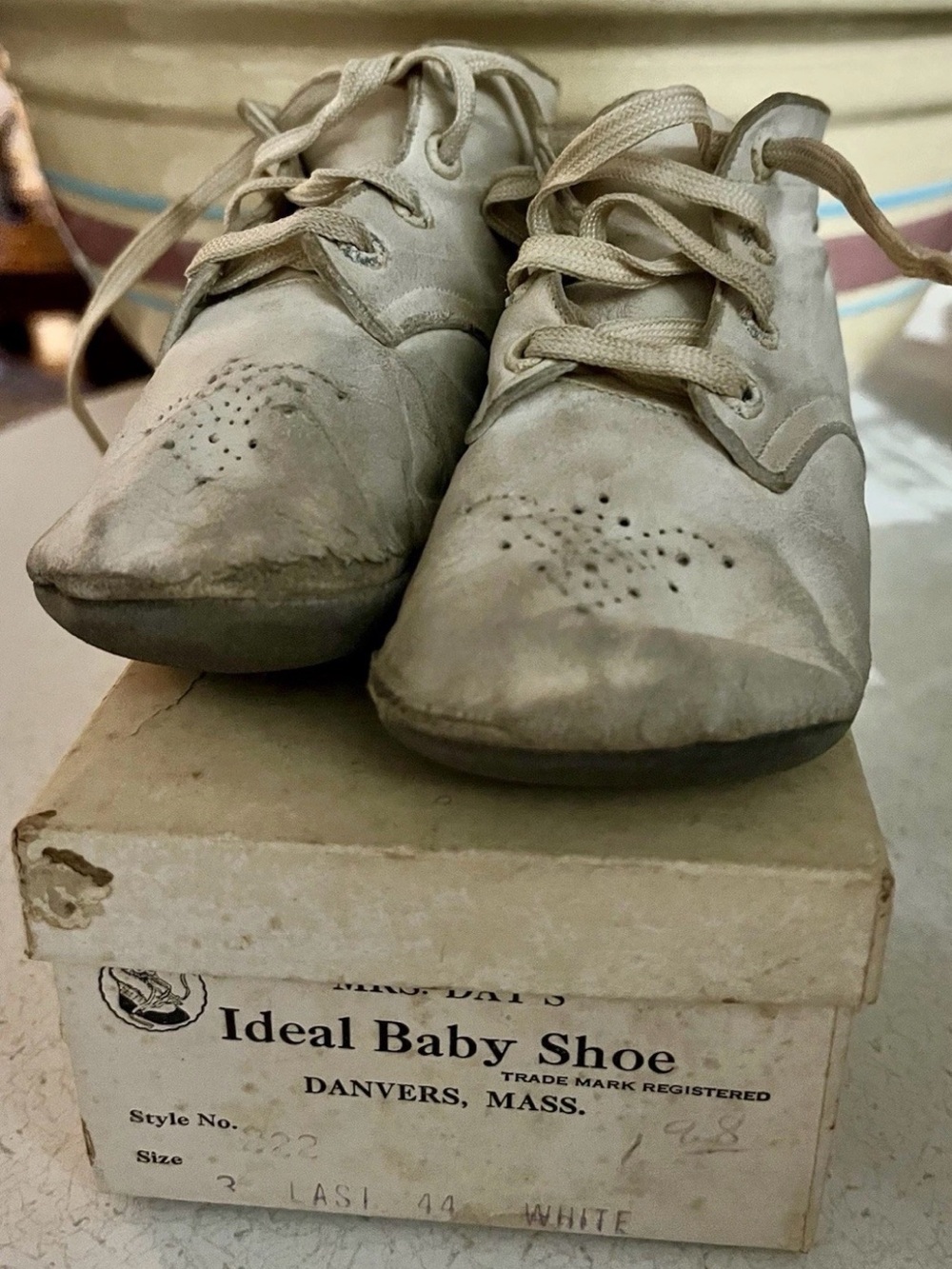 Vintage Mrs. Day’s Ideal Leather Baby Shoes Style 222 Size 3 Boxed 1950s